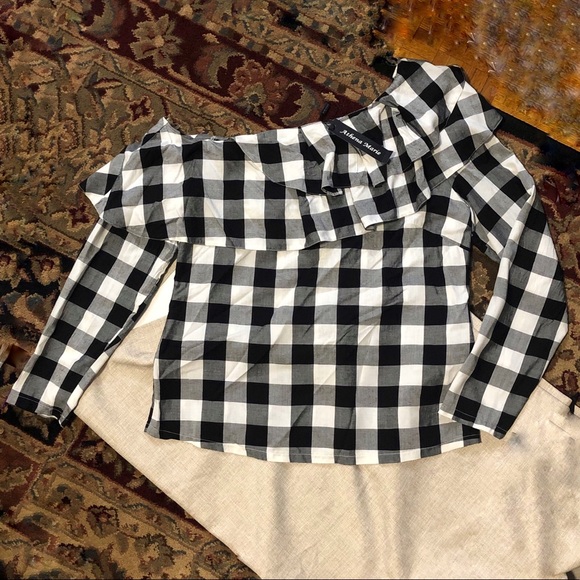 🆕 Athena Marie Slanted Off-the-Shoulder Gingham Ruffle Top - Picture 4 of 5